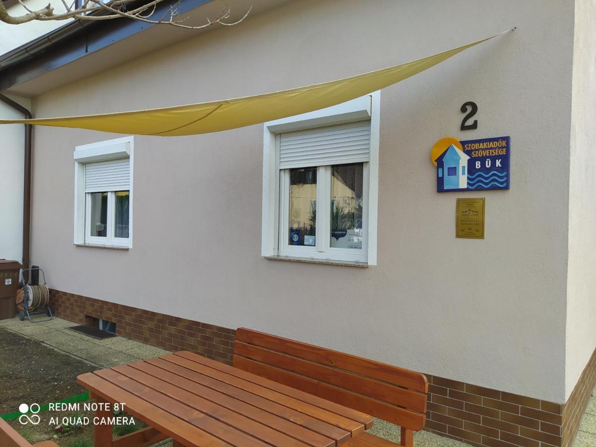 Forras-G Vendeghaz Apartment Buk Ngoại thất bức ảnh